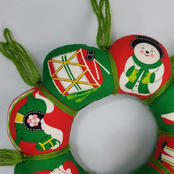 Vintage Christmas Fabric Stuffed Wreath - Picture 2 of 12